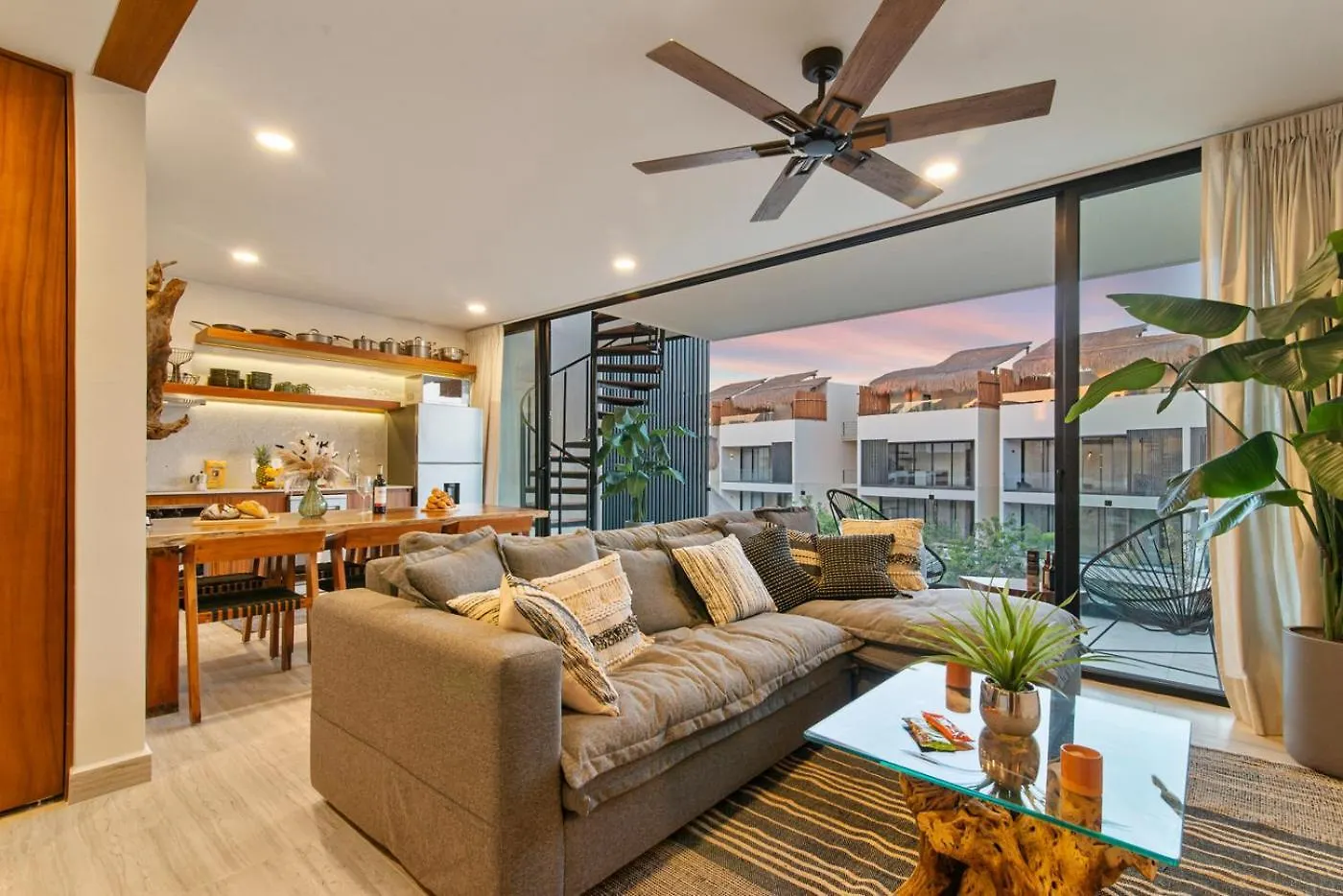 Private Rooftop Pool, Panoramic Views, Near Beach Tulum Daire